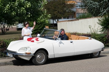 Hochzeitsauto: Citroen DS Cabrio "Die Göttin"