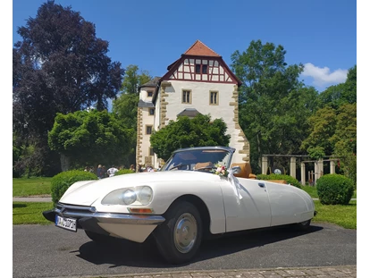 Hochzeitsauto-Vermietung - Antrieb: Benzin - Sinsheim - Citroen DS Cabrio "Die Göttin"