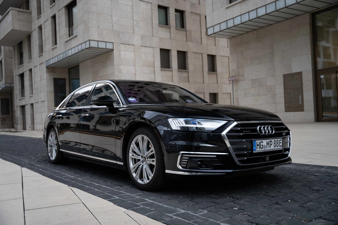 Hochzeitsauto: CYC Choose Your Chauffeur