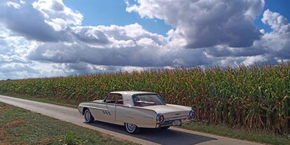 Hochzeitsauto-Vermietung - Mönchengladbach - Ford Thunderbird 1963