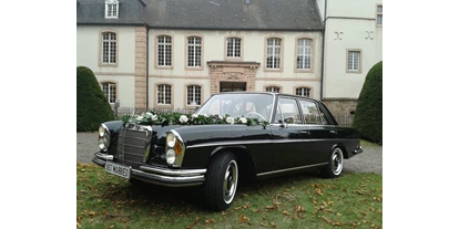 Hochzeitsauto-Vermietung - Art des Fahrzeugs: Oberklasse-Wagen - PLZ 82194 (Deutschland) - Die Mercedes Limousine von 1966, die erste S-Klasse. - K & K Oldtimer-Vermietung für Hochzeitsautos und Oldtimerbusse in Freiburg
