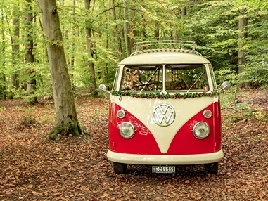 Hochzeitsauto: Bulli Front - Hochzeitsbus-Bern