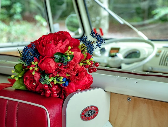 Hochzeitsauto: Bulli Vordersitz - Hochzeitsbus-Bern