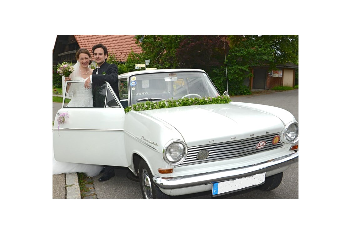 Hochzeitsauto: Auch diesen Oldtimer, den Opel Kadett, können Sie am Bodensee als Hochzeitsauto mieten.  - Tolle OIdtimer Hochzeitsautos mieten am Bodensee