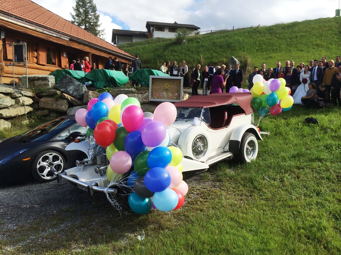 Hochzeitsauto: Excalibur - Ballonfest - Oldtimer-Traumfahrt Excalibur