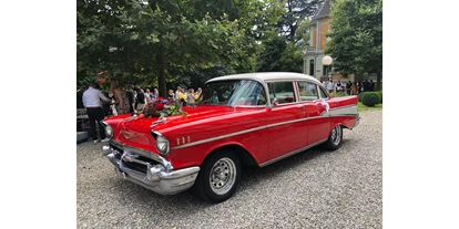 Hochzeitsauto-Vermietung - Farbe: Rot - PLZ 3035 (Schweiz) - Chevrolet Bel Air 1957