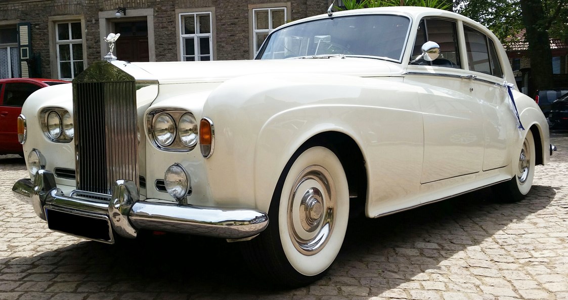 Hochzeitsauto: Rolls Royce Silver Cloud III in weiss