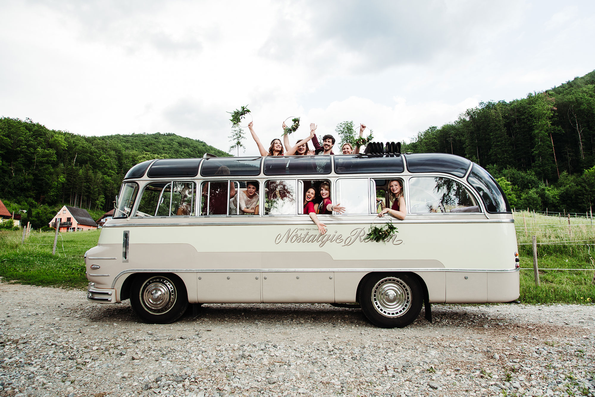 Hochzeitsauto-Vermietung - Chauffeur: nur mit Chauffeur - Steiermark - ÖAF Trambus DT 55 – „Nostalgie Reisen“