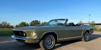 Hochzeitsauto-Vermietung - Versicherung: Vollkasko - PLZ 1160 (Österreich) - Ford Mustang Cabrio V8 Automatik Bj69
