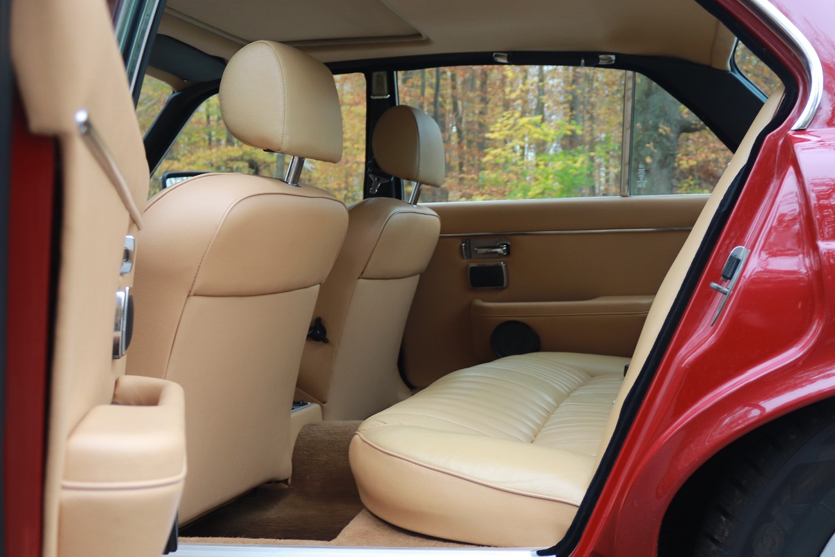 Hochzeitsauto: Jaguar XJ6 Limousine