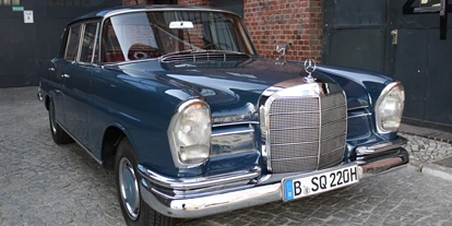 Hochzeitsauto-Vermietung - PLZ 10245 (Deutschland) - 1963er Mercedes 220 Sb Leder - rentmyoldie