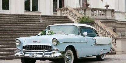 Hochzeitsauto-Vermietung - Chauffeur: Chauffeur buchbar - 1955er Chevrolet Bel Air - 1955er Chevrolet Bel Air von Classic 55