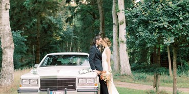 Hochzeitsauto-Vermietung - Husby - Cadillac Fleetwood Brougham