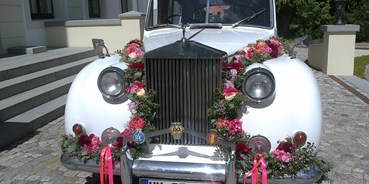 Hochzeitsauto-Vermietung - Art des Fahrzeugs: Oldtimer - Hamburg-Stadt (Hamburg, Freie und Hansestadt) - Rolls Royce Phantom 1958,  weiss
