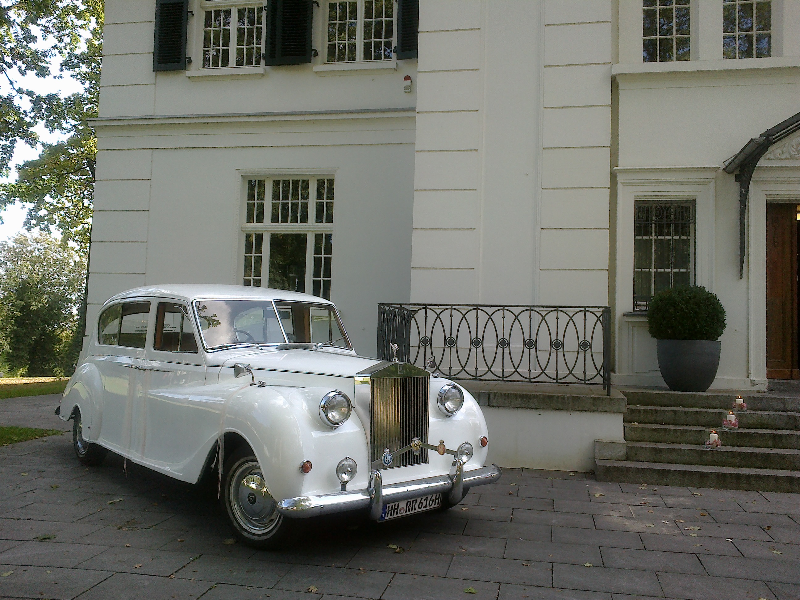 Hochzeitsauto-Vermietung - PLZ 22417 (Deutschland) - Rolls Royce Phantom 1958,  weiss