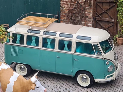 Hochzeitsauto-Vermietung - Mönchengladbach - Dein Hochzeitsauto VW T1 Samba Bus türkis-weiss BJ 1968