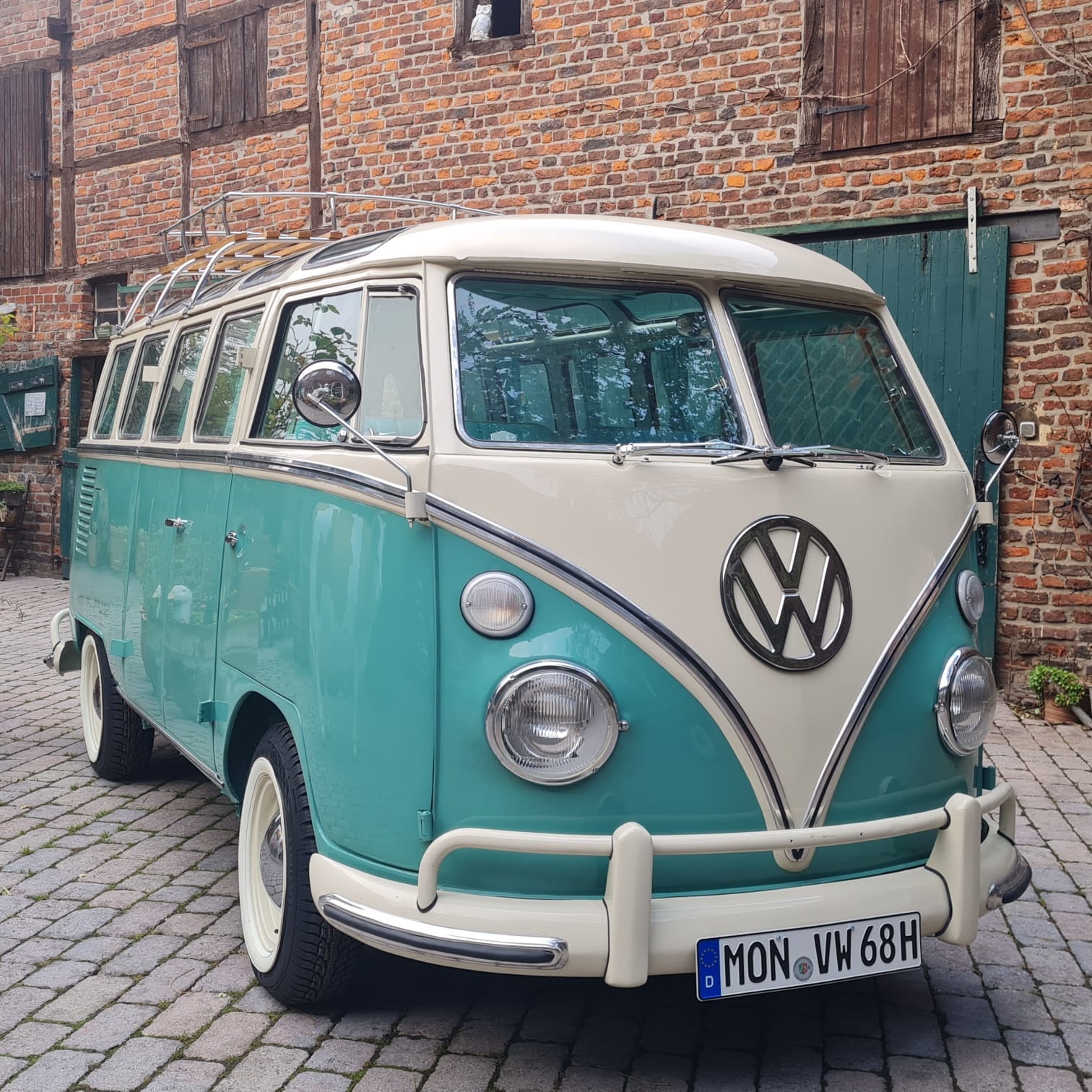 Hochzeitsauto-Vermietung - Nordrhein-Westfalen - Dein Hochzeitsauto VW T1 Samba Bus türkis-weiss BJ 1968 