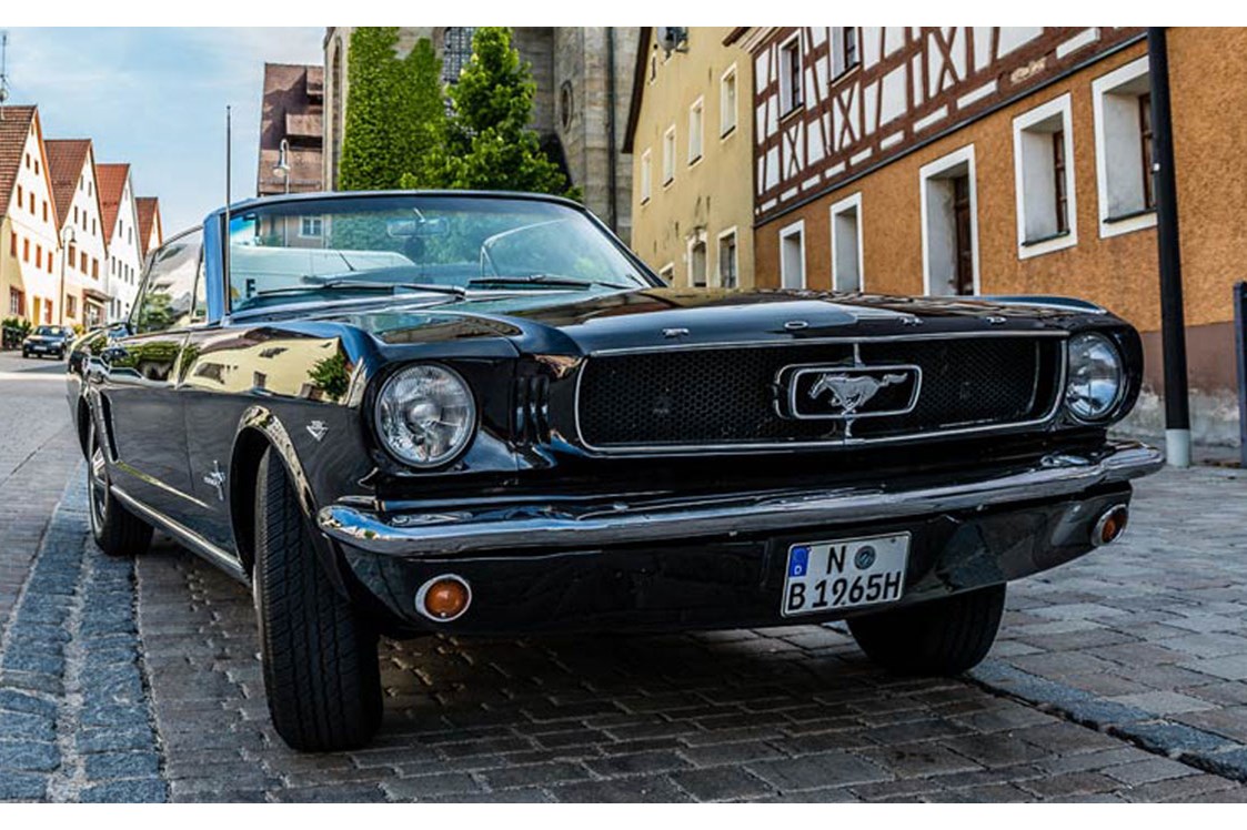 Hochzeitsauto: Ford Mustang Cabrio V8 - Ford Mustang Cabrio von Dreamday with Dreamcar - Nürnberg
