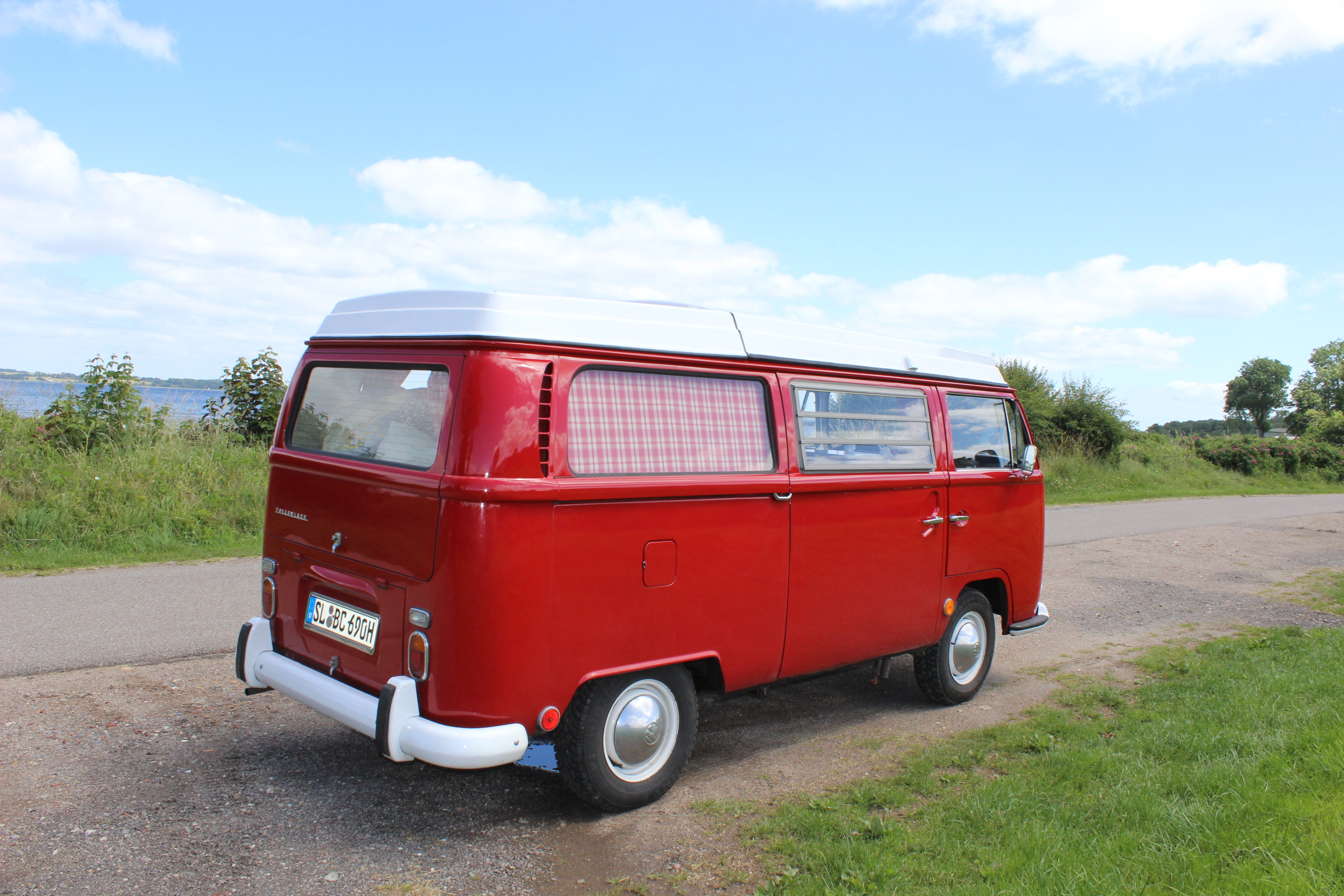Hochzeitsauto: VW Bulli T2a