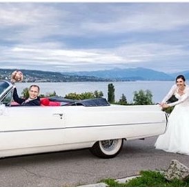Hochzeitsauto: Frauen-Power! - Cadillac Deville Cabriolet - Oldtimer-Traumfahrt