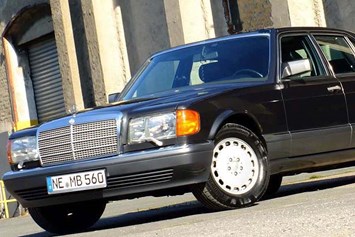 Hochzeitsauto: Mercedes 560 SEL - Mercedes 230 "Strichacht" & Mercedes 560 SEL (W126)