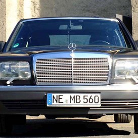 Hochzeitsauto: Mercedes 560 SEL - Mercedes 230 "Strichacht" & Mercedes 560 SEL (W126)
