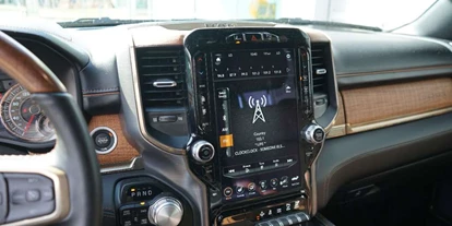 Hochzeitsauto-Vermietung - Versicherung: Vollkasko - Eugendorf - Dodge RAM 1500 Longhorn