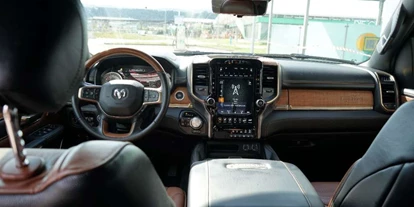 Hochzeitsauto-Vermietung - Versicherung: Vollkasko - Eugendorf - Dodge RAM 1500 Longhorn