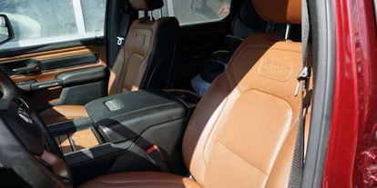 Hochzeitsauto-Vermietung - Versicherung: Vollkasko - Eugendorf - Dodge RAM 1500 Longhorn