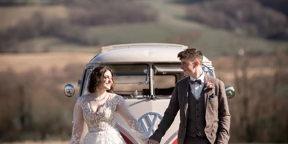 Hochzeitsauto-Vermietung - Einzugsgebiet: national - Wien-Stadt - VW Bus T1 von Book a Bulli.com