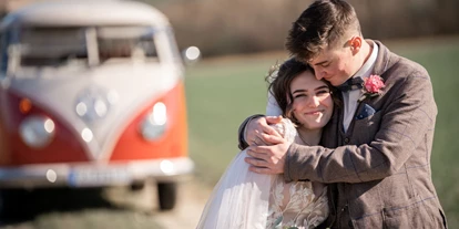 Hochzeitsauto-Vermietung - Einzugsgebiet: national - Wien-Stadt - VW Bus T1 von Book a Bulli.com