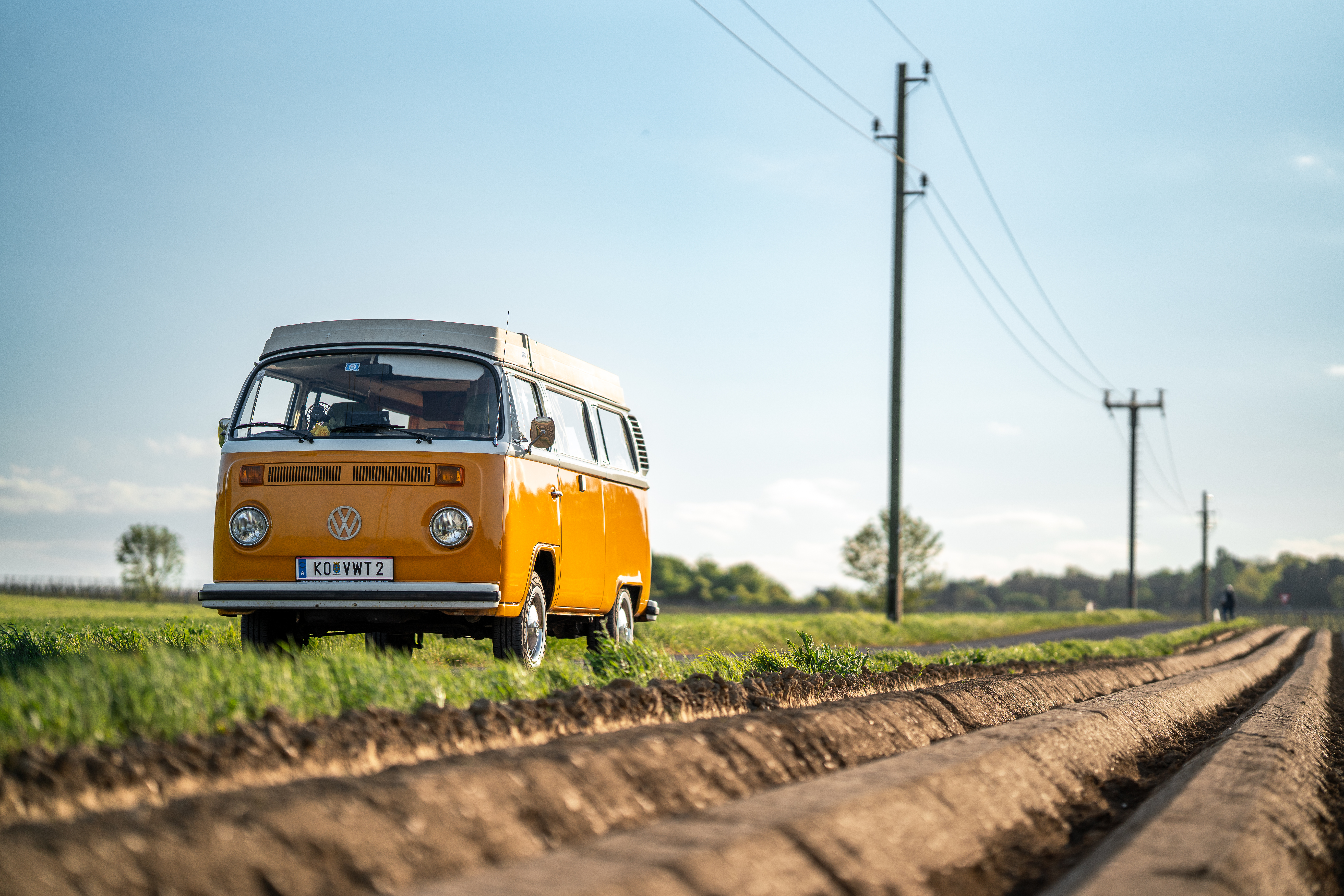 Hochzeitsauto: VW Bus T1 von Book a Bulli.com