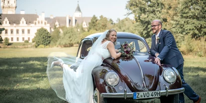 Hochzeitsauto-Vermietung - Einzugsgebiet: national - Wien-Stadt - VW Käfer 1949 Brezelkäfer von Book a Bulli.com